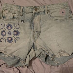 Lucky Brand 90s midi shorts